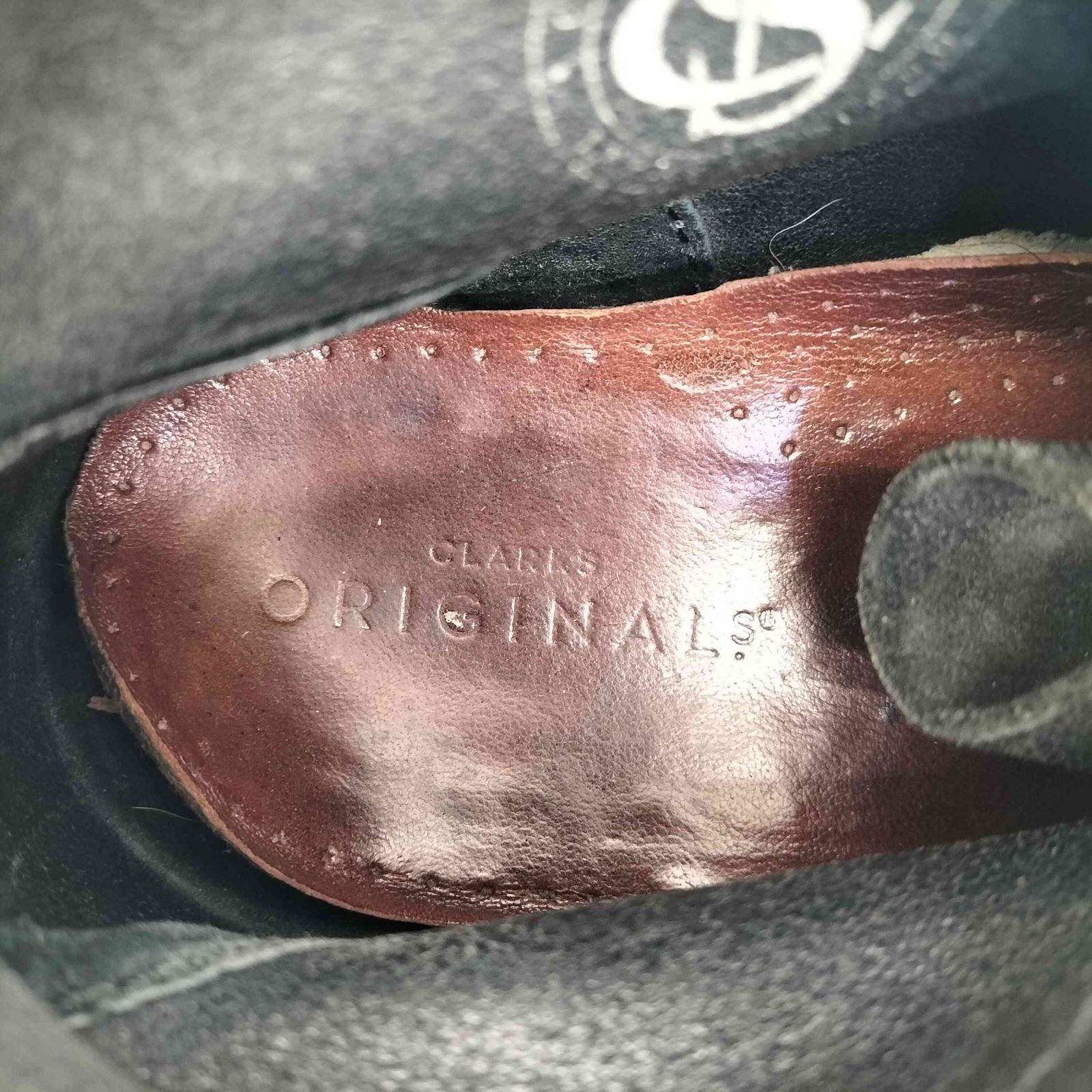 ブラック スエード