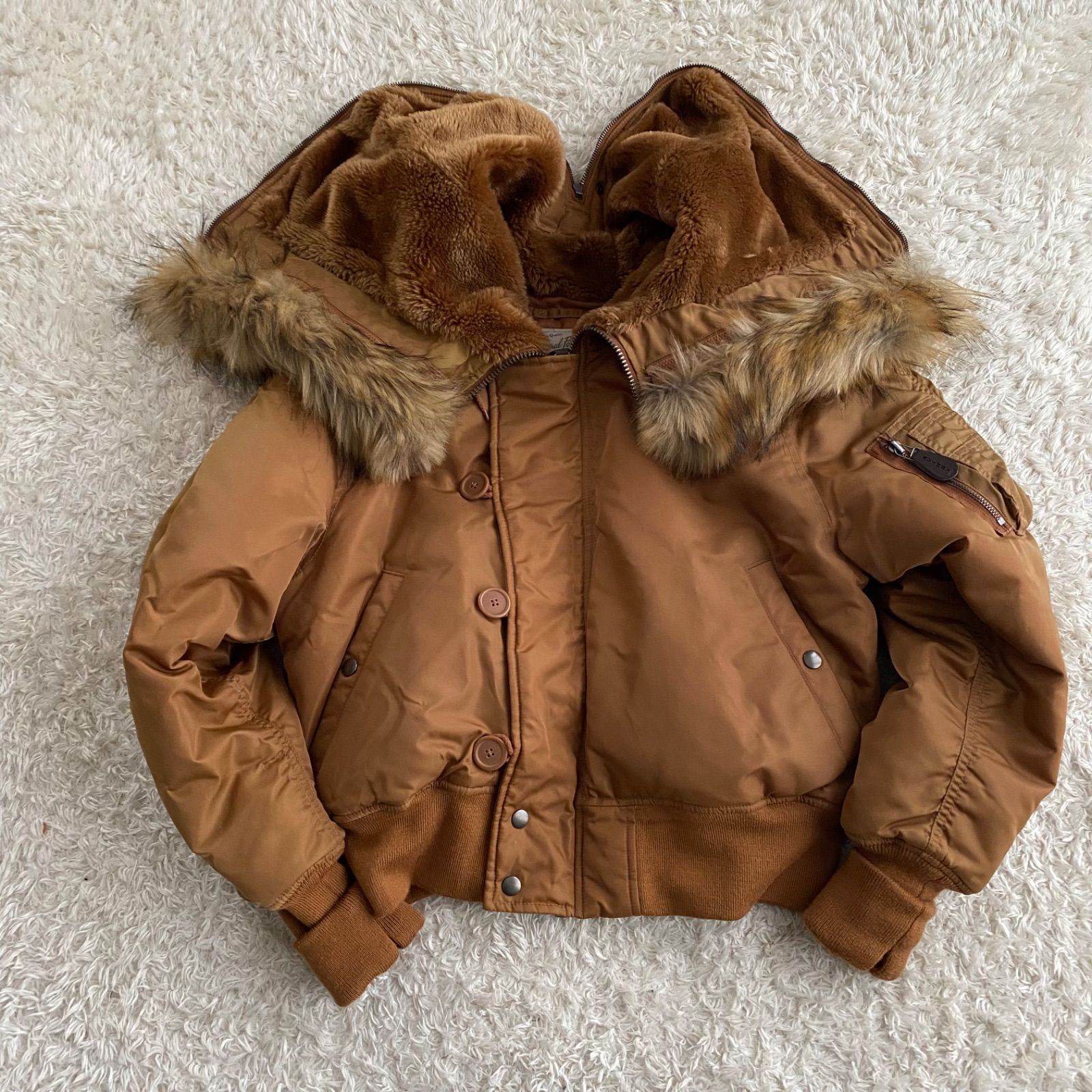 美品■AVIREX【M】N2B フライトジャケット フード ファー 短丈 Y2K AVIREX アヴィレックス n2b フライトジャケット 鬼短丈 フェード