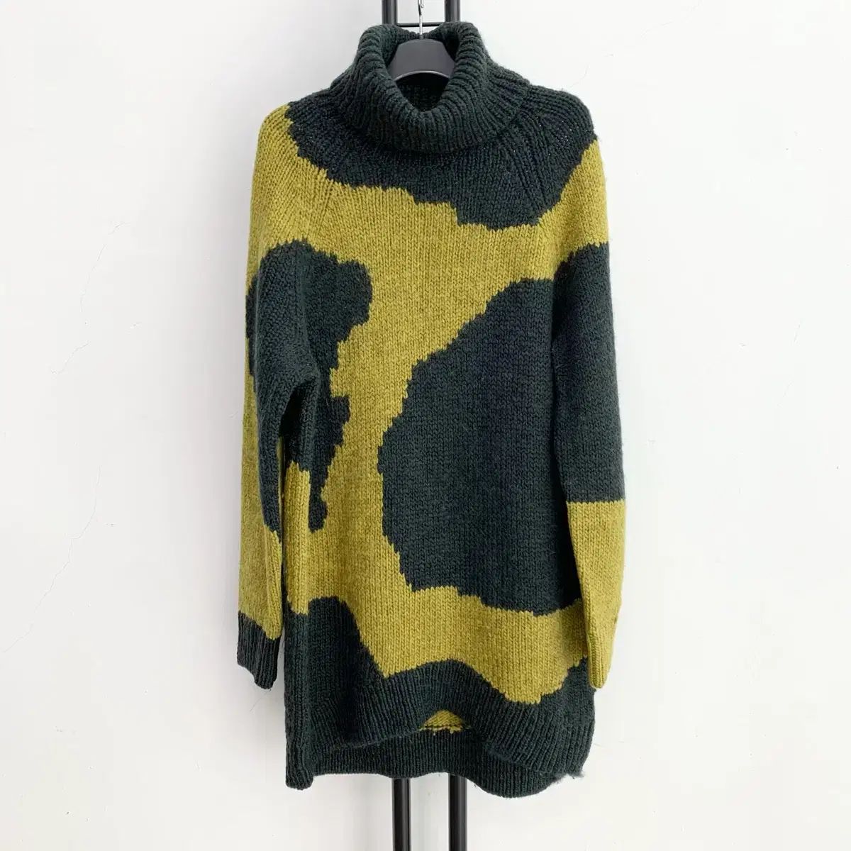COS コス ウール パータン ハイネック ニット