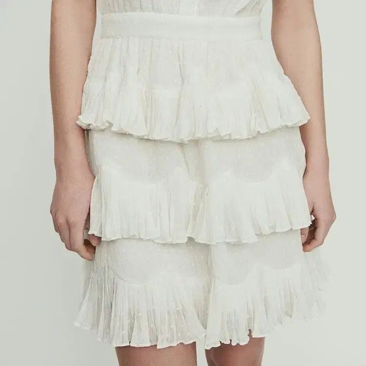 マージュ 白 ラッフルスカート ワンピース サンドロ ガニー ザ バーネット スリータイムズ