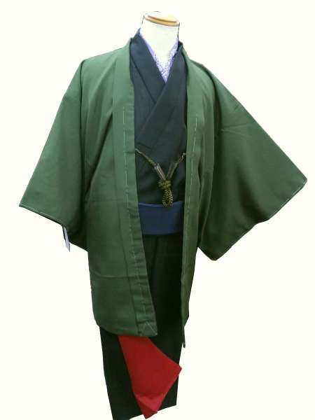 男物 羽織 M L LL の フラットなモスグリーン色の無地 化繊 袷仕立て 長羽織 洗える羽織 メンズ羽織 メンズはおり ハオリ 茶道 落語 華道 殺陣 居合 舞台 シーズン冬 モスグリーン 裄74.5 cm