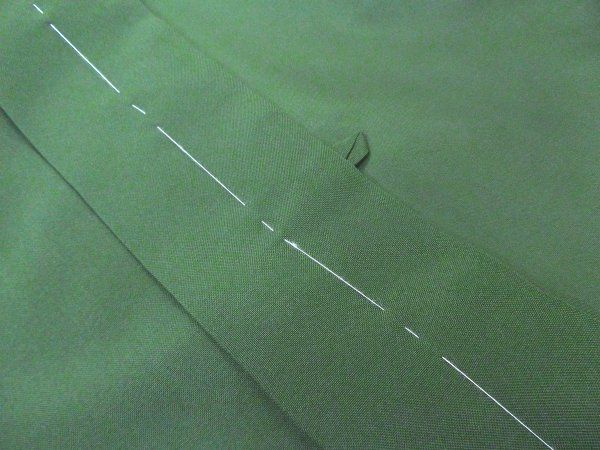 男物 羽織 M L LL の フラットなモスグリーン色の無地 化繊 袷仕立て 長羽織 洗える羽織 メンズ羽織 メンズはおり ハオリ 茶道 落語 華道 殺陣 居合 舞台 シーズン冬 モスグリーン 裄74.5 cm