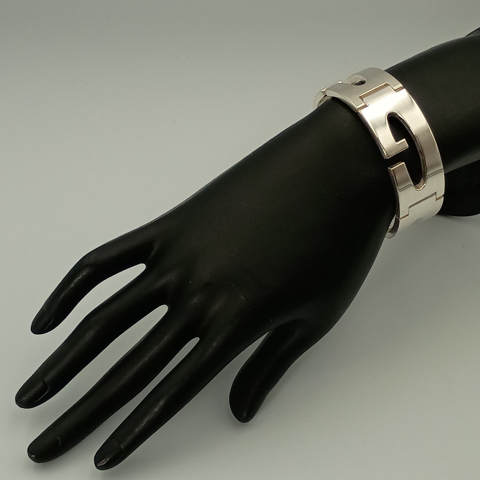 GUCCI グッチ Gモチーフ カットアウト ブレスレット メンズ トム