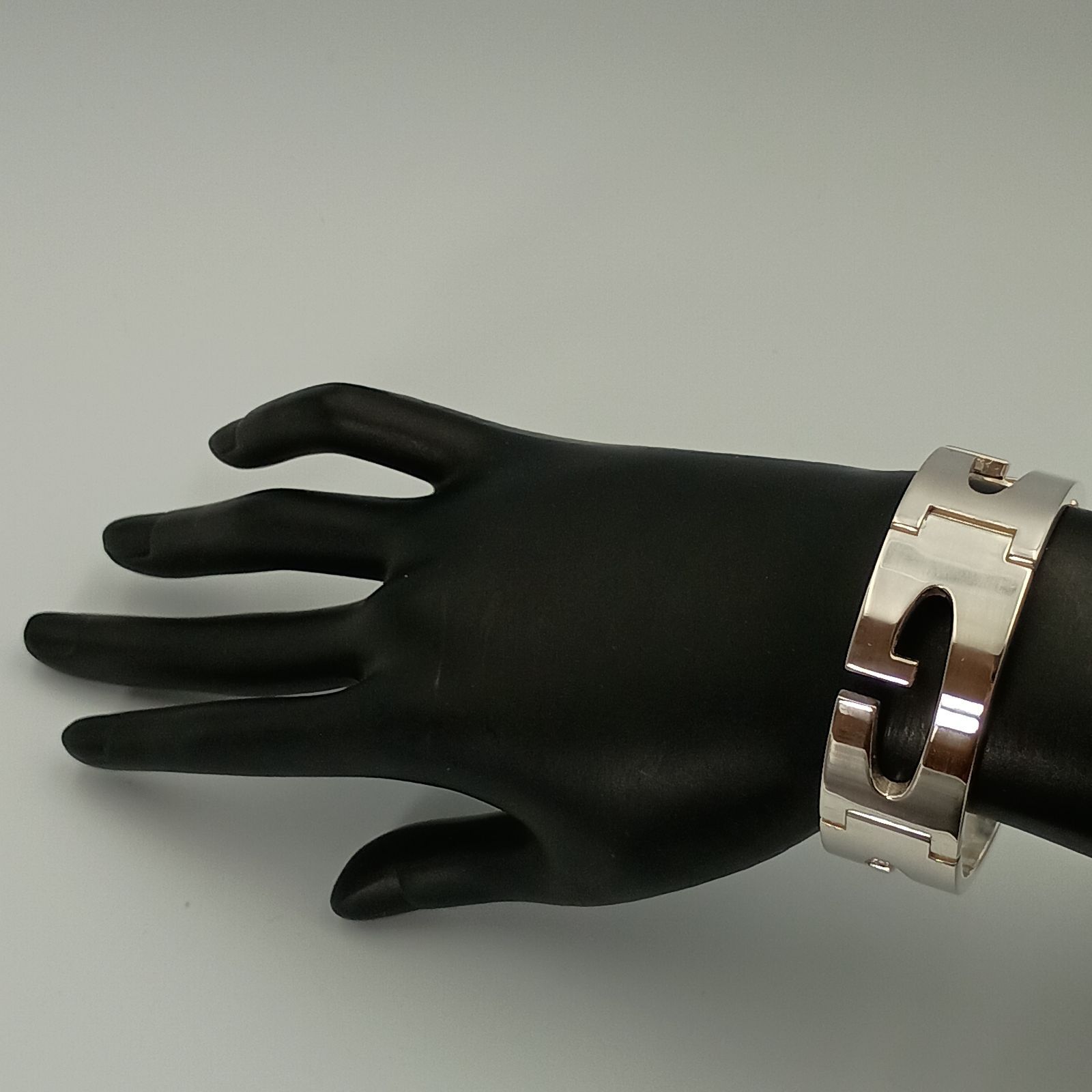 【アーカイブ】GUCCI Gモチーフ カットアウト ブレスレット トムフォード期 GUCCI Gモチーフ カットアウト ブレスレット トムフォード期