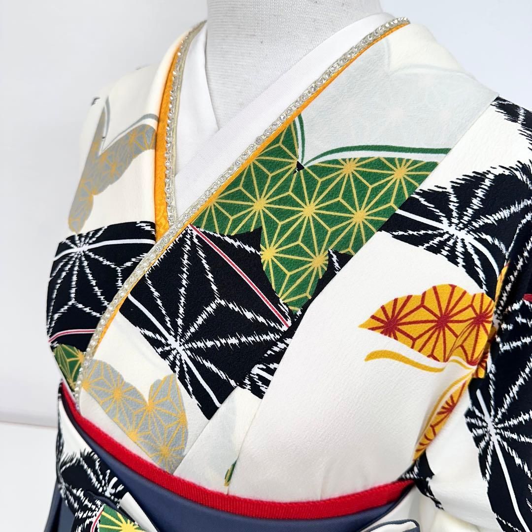  着物と帯 時流 L 25199◆卒業式袴 4点セット◆ セット 白 蝶々 袴 着物 浴衣