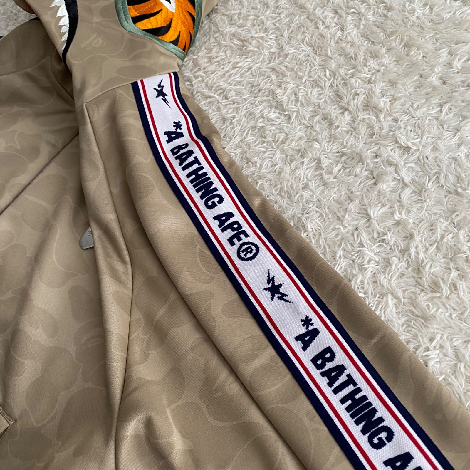 未使用！A BATHING APE アベイシングエイプ フルジップパーカー 