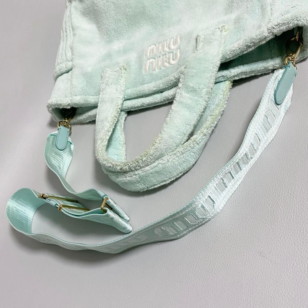miumiu / パイルトートバッグ ミントグリーン ショルダーバッグ - メルカリ