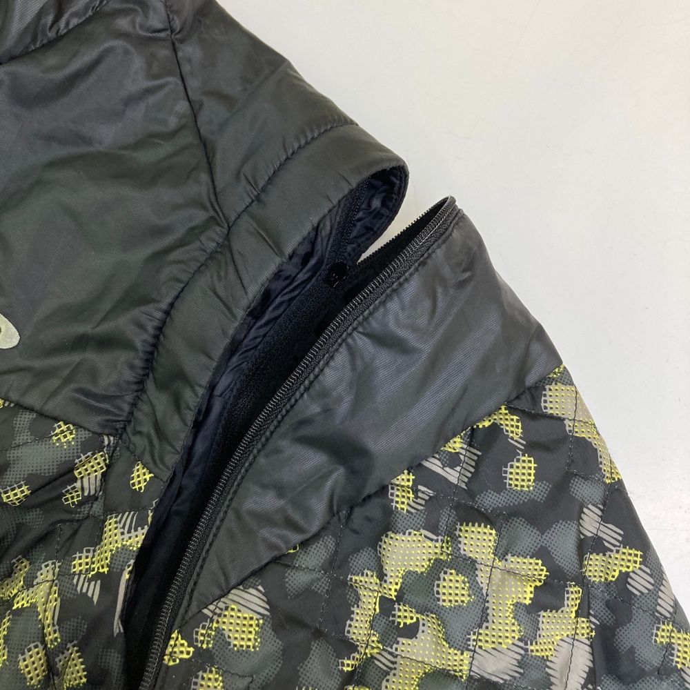 サイズ：L OAKLEY オークリー 2WAY 中綿ジャケット 総柄 イエロー系