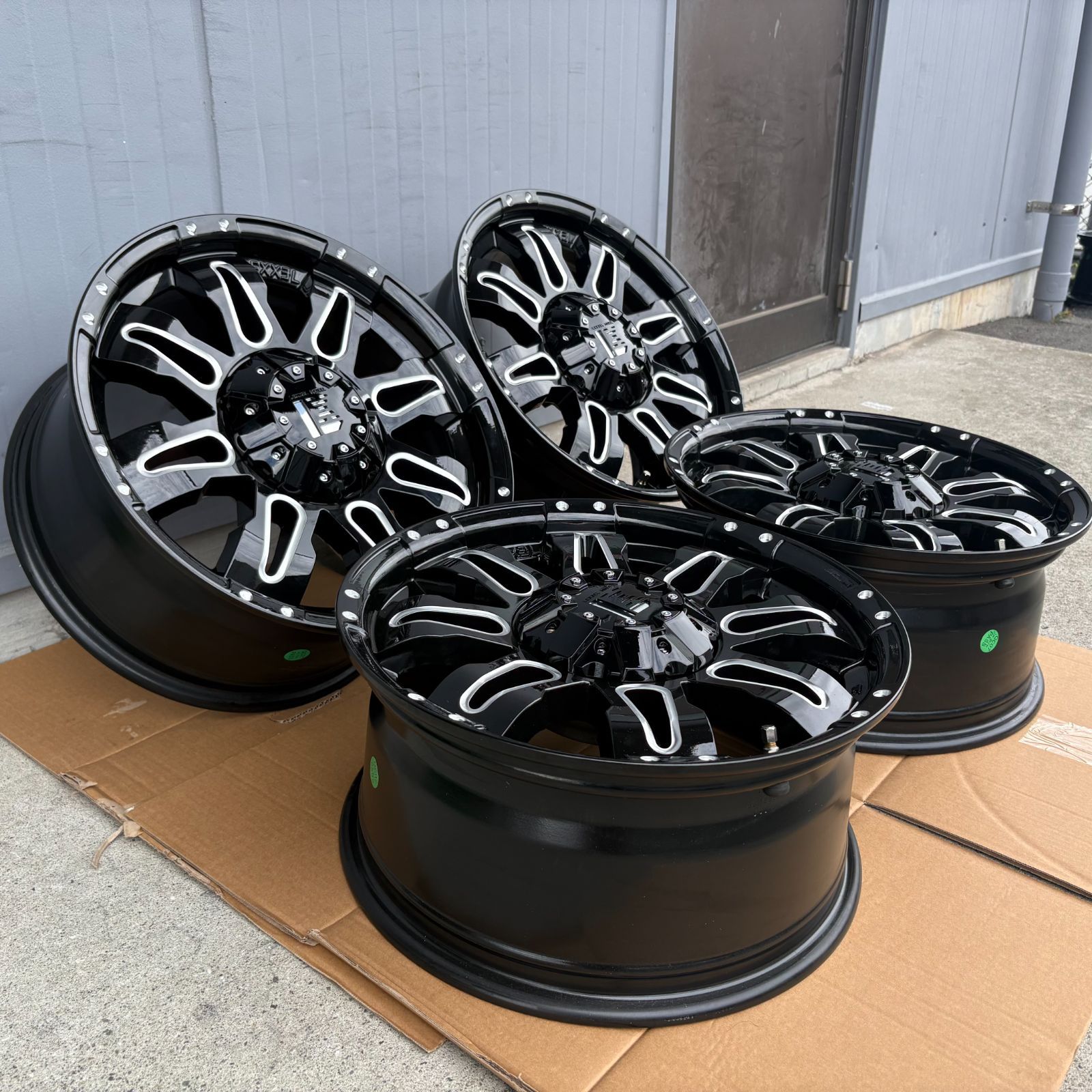 17インチ ホイールのみ ランクル250 4本セット １台分 レクセルホイール Balano バレーノ