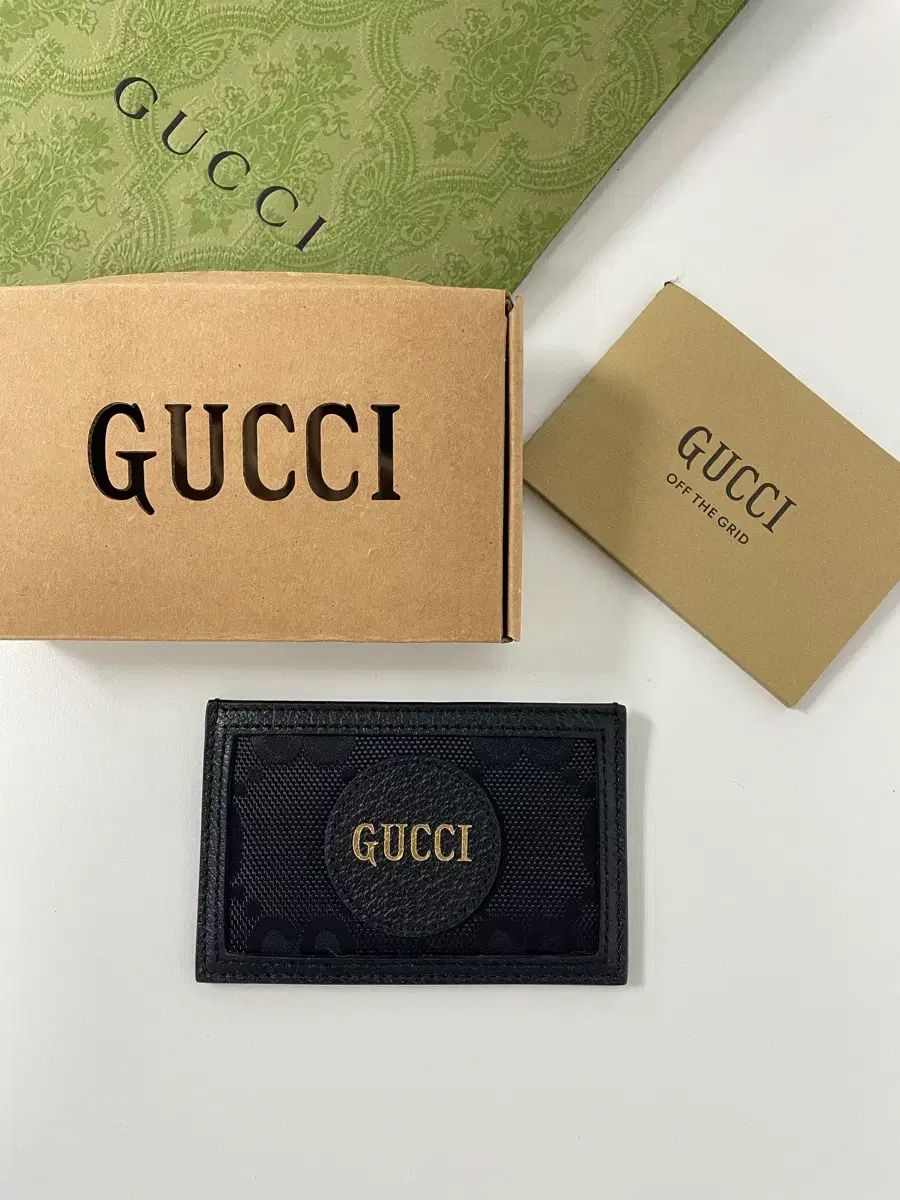 GUCCI カードウォレット オフ ザ グリッド カード 財布