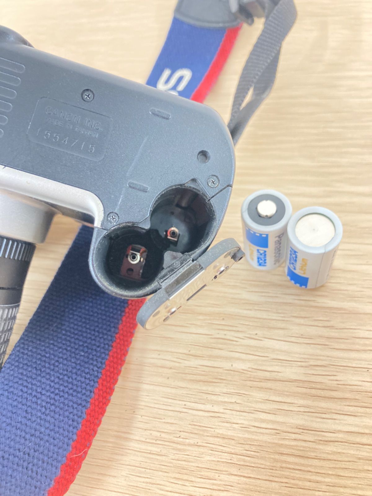  ● ３ 動作未 キャノン Canon EOS 一眼レフカメラ EF 28-80 mm フィルムカメラ 電池切れ 三脚 セット カメラ 2 一眼レフカメラ(フィルム) フィルムカメラ