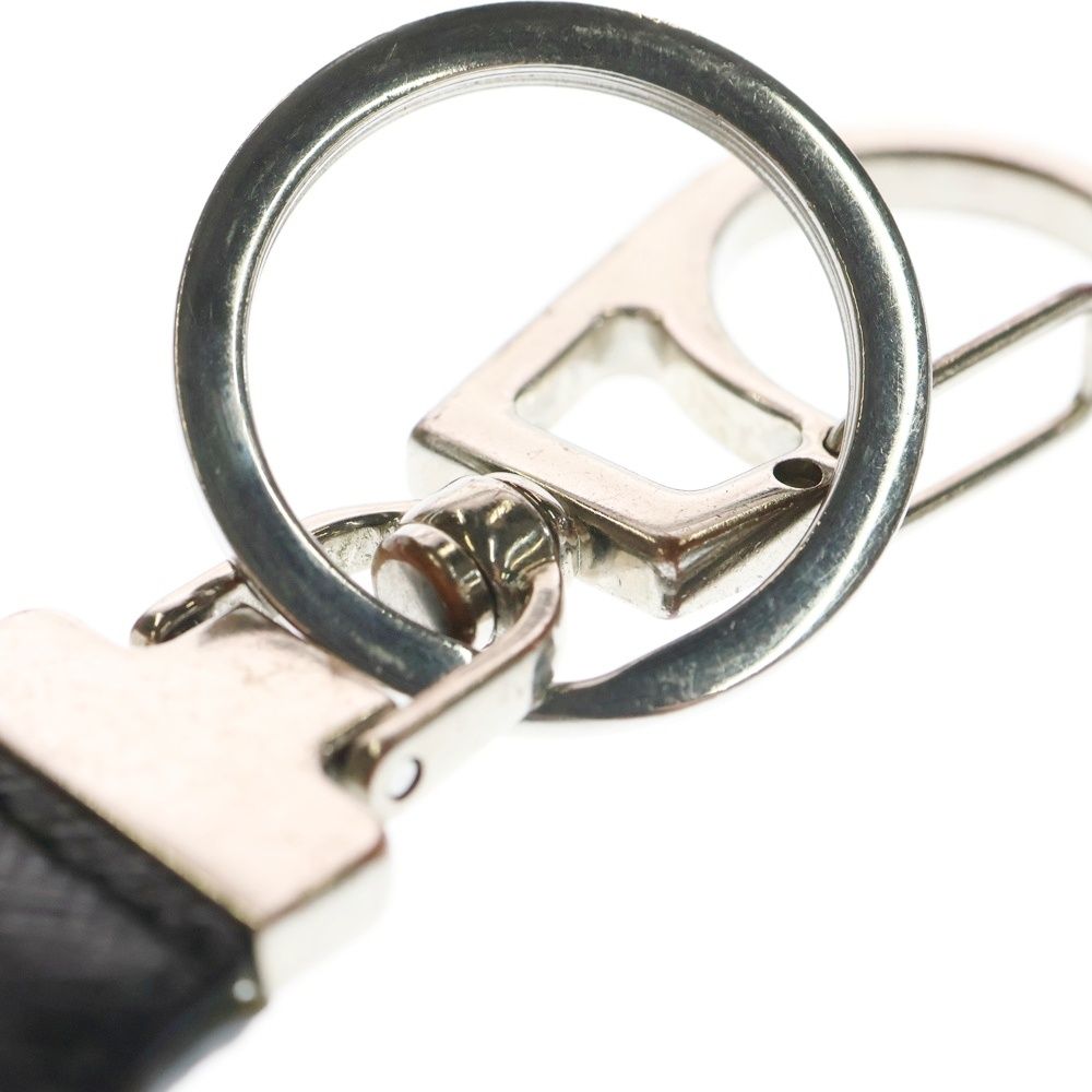 プラダ　PRADA サフィアーノレザー　キーリング　2PP041 ブラック　黒 楽天市場】プラダ PRADA キーリング キーホルダー トライアングルロゴ