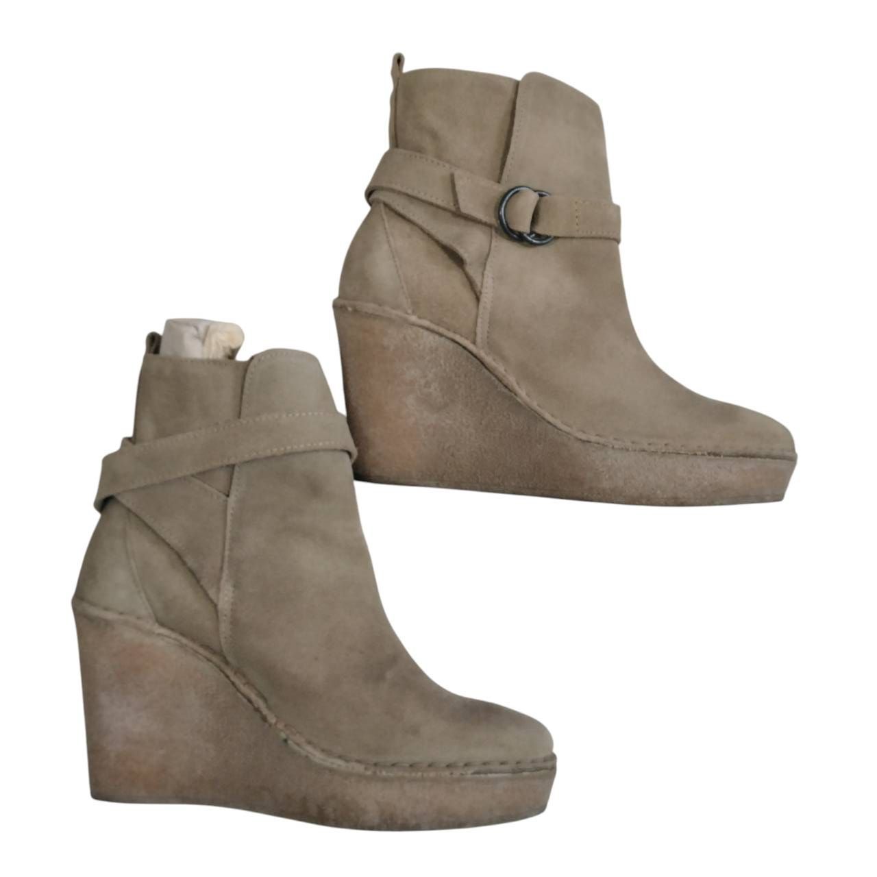 Z1711 PIERRE HARDY ピエールアルディ アンクルベルト付きショート