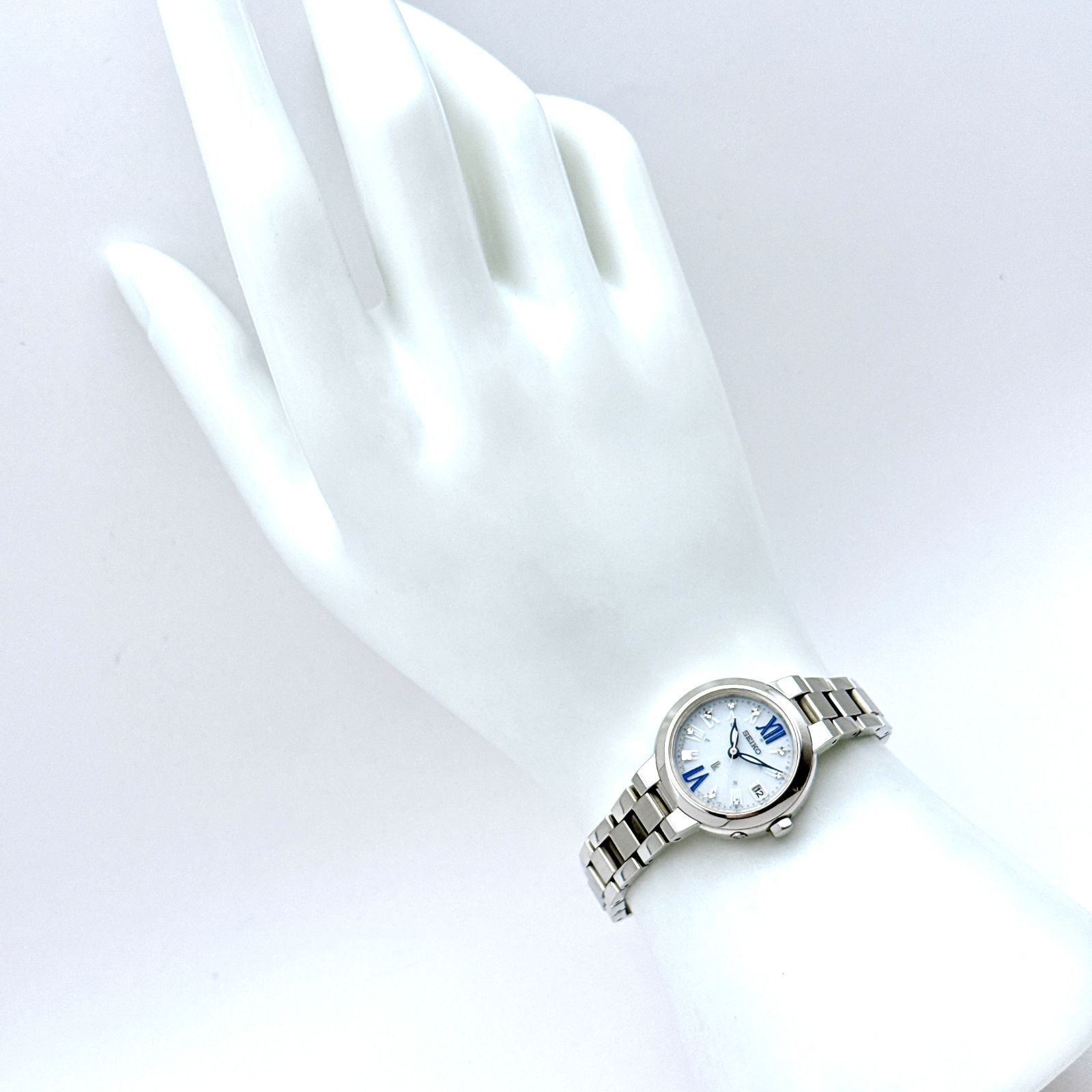 C128【極美品・電波ソーラー】SEIKO LUKIA セイコー ルキア ラウンド 