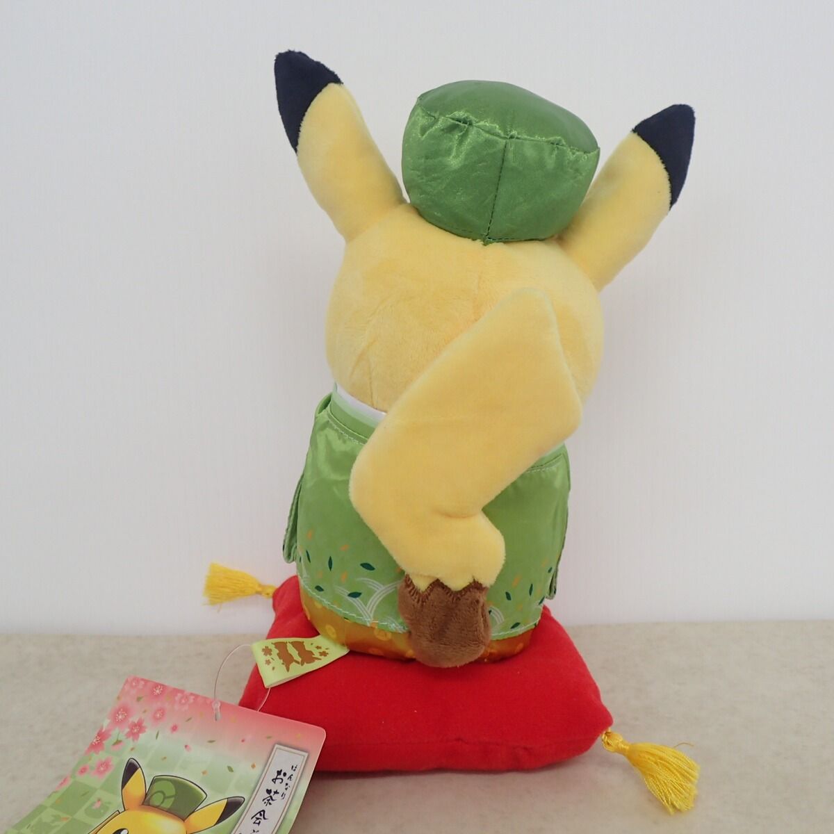 ポケモンセンター ぬいぐるみ はんなりお茶会ごっこピカチュウ オス 紙