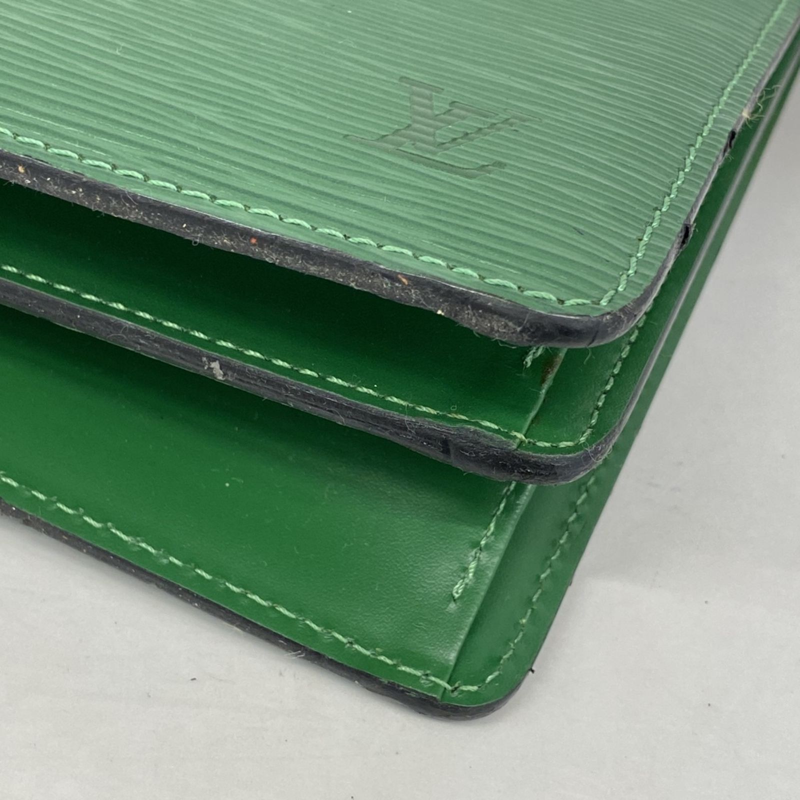 ルイ・ヴィトン(Louis Vuitton) ルイ・ヴィトン ショルダーバッグ エピ