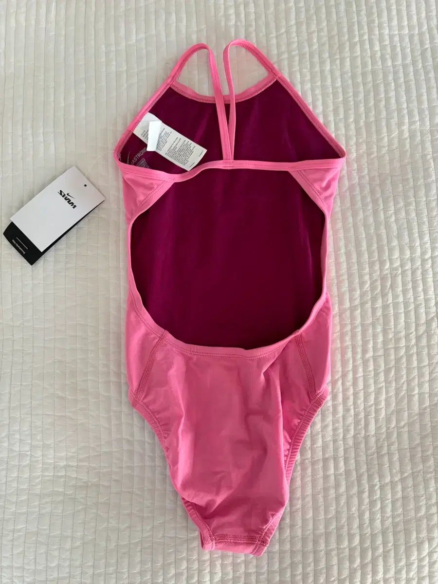 ナイキ ミドル カットアウト ピンク グロー 26