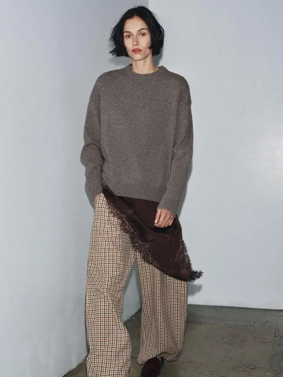 F カシミア60 ウール40 オーバーサイズフィット ニット トープ 一回 着用