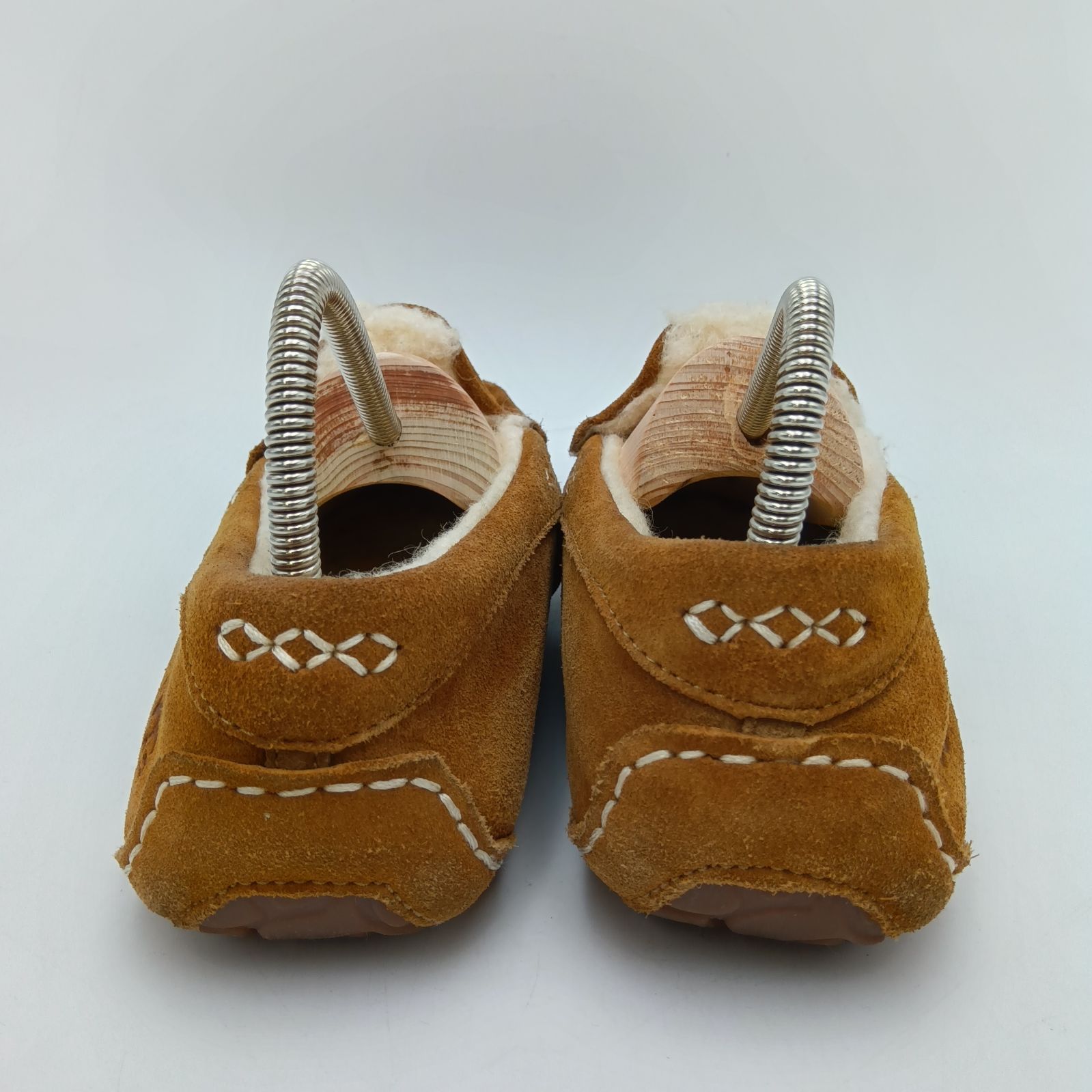 UGG アグ ANSLEY アンスレ― モカシン スエード チェスナット 薄茶色