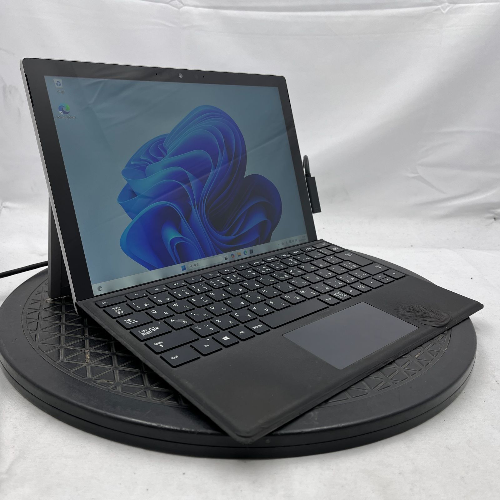 ☆液晶ムラあり/ジャンク☆Microsoft Surface Pro 7 [Core i5 1035G4