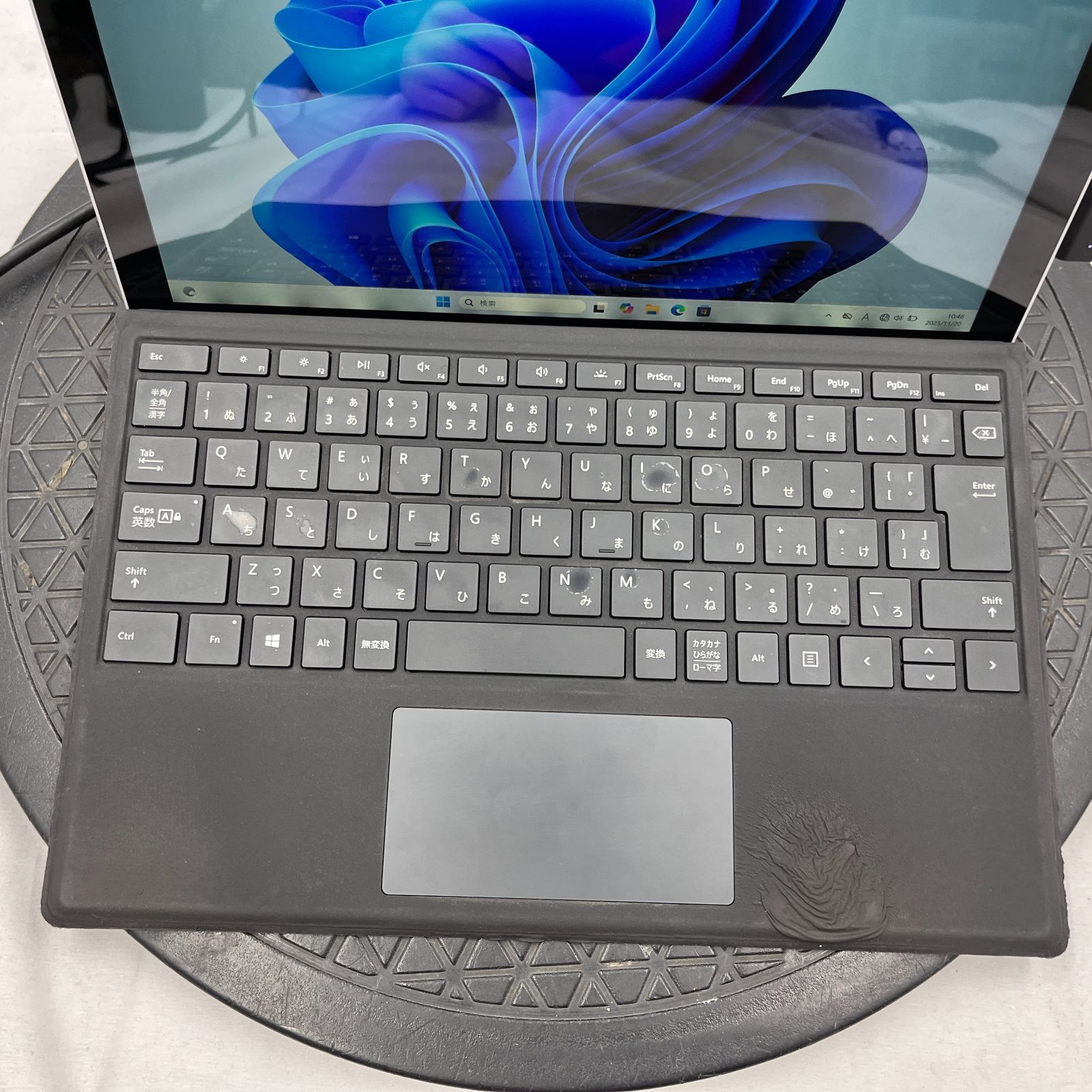 ☆液晶ムラあり/ジャンク☆Microsoft Surface Pro 7 [Core i5 1035G4