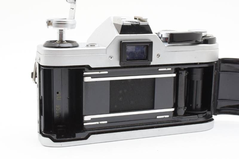 実用品】Canon キャノン AE-1 ボディ シルバー フィルム一眼カメラ