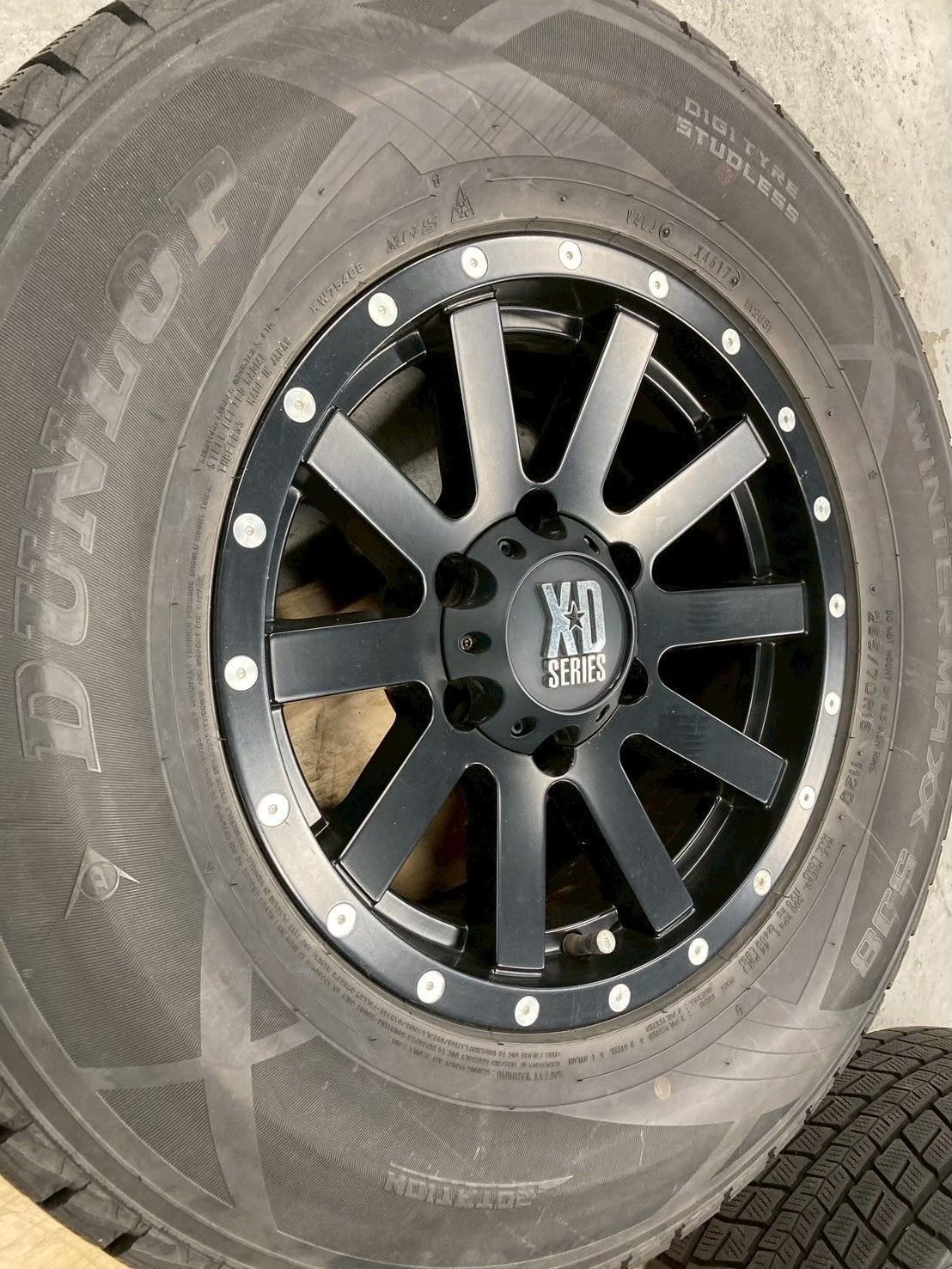  ダンロップ スタッドレスタイヤホイール4本セット 16インチ タイヤ ホイールセット