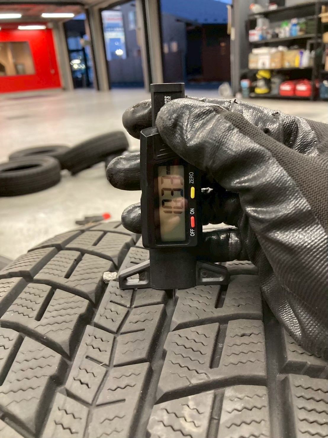 ダンロップ スタッドレスタイヤホイール4本セット