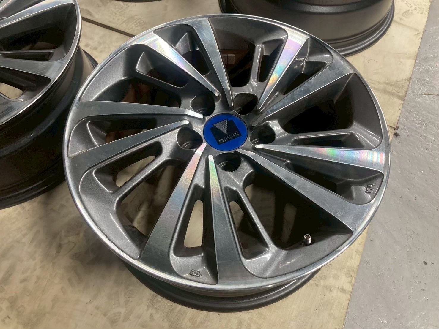 み モデリスタ 15インチ 6.5 j 5 H pcd 100