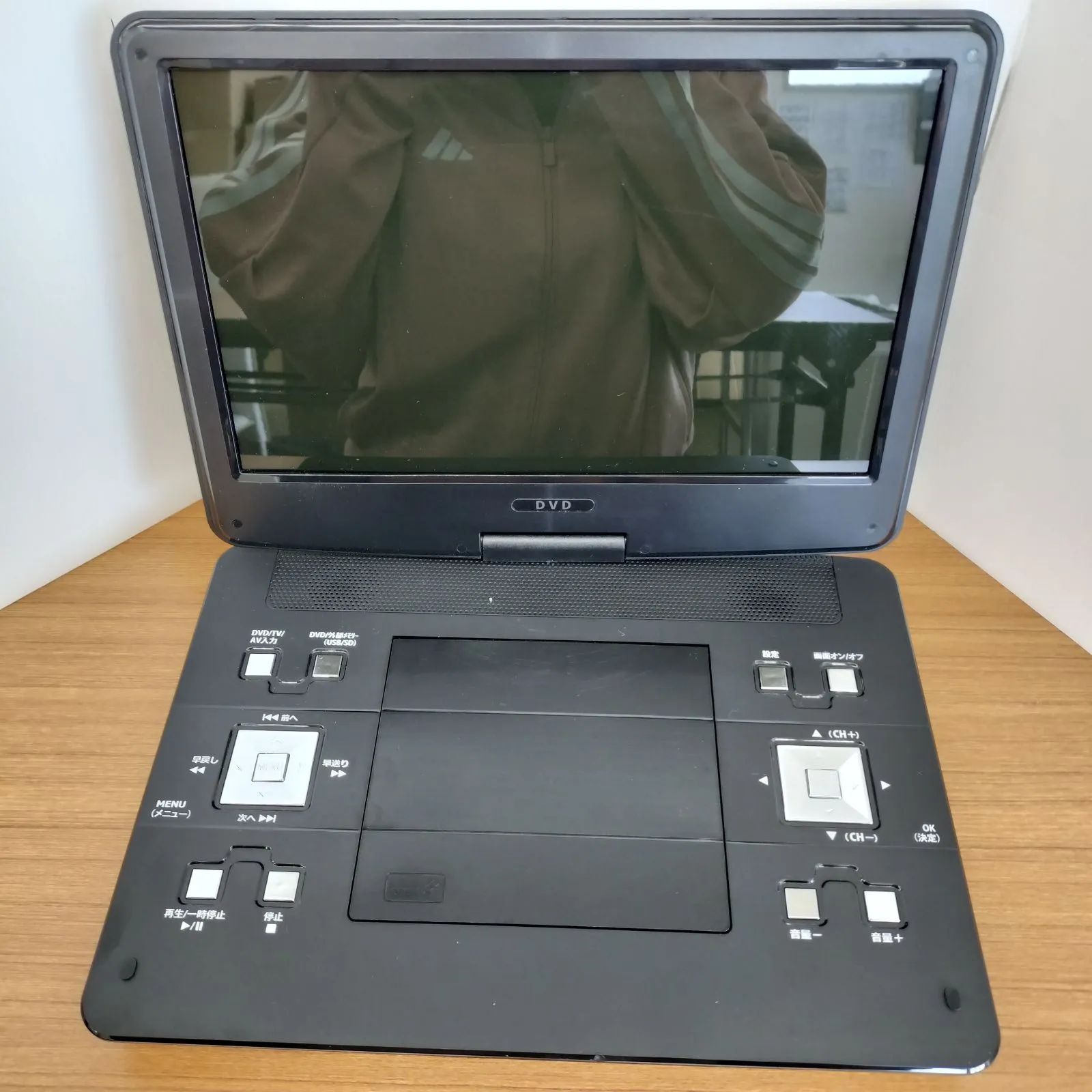 C72 13.3 フルセグポータブルDVDプレーヤー HTA-PD13FS - メルカリ