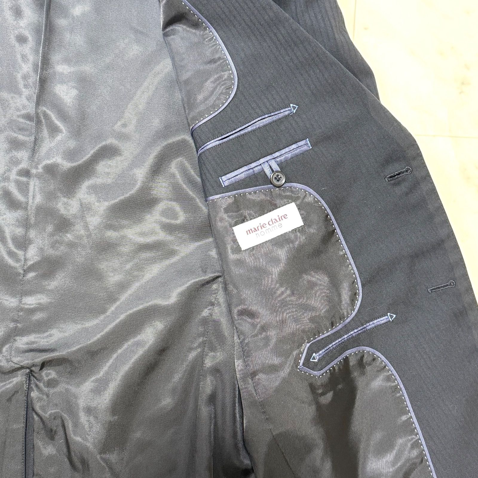 マリ・クレール オム スーツ セットアップ BB5 濃紺 ストライプ