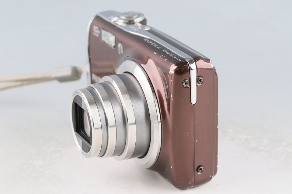 Fujifilm FinePix F 70 EXR Digital Camera 62470 I