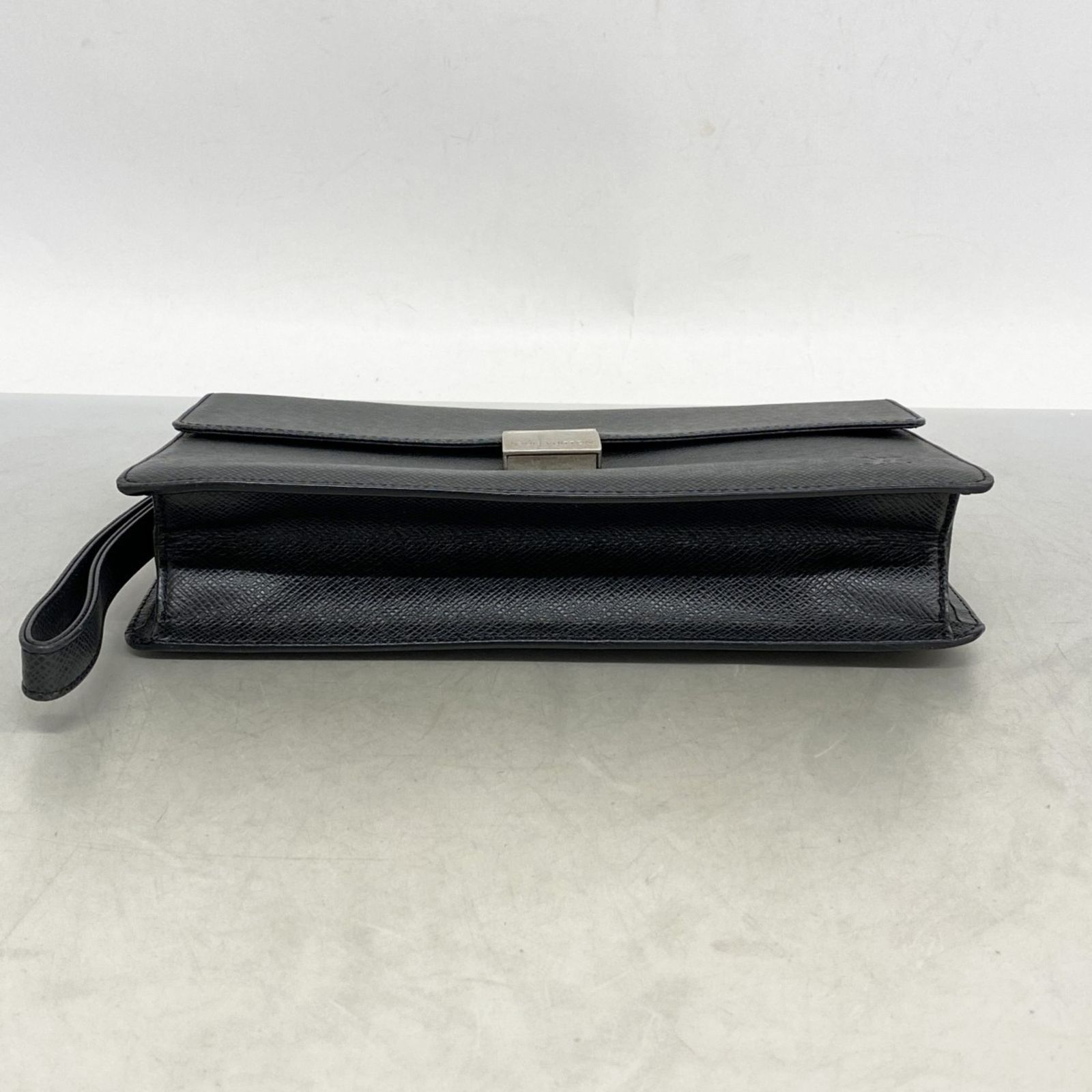 ルイ・ヴィトン(Louis Vuitton) ルイ・ヴィトン クラッチバッグ タイガ