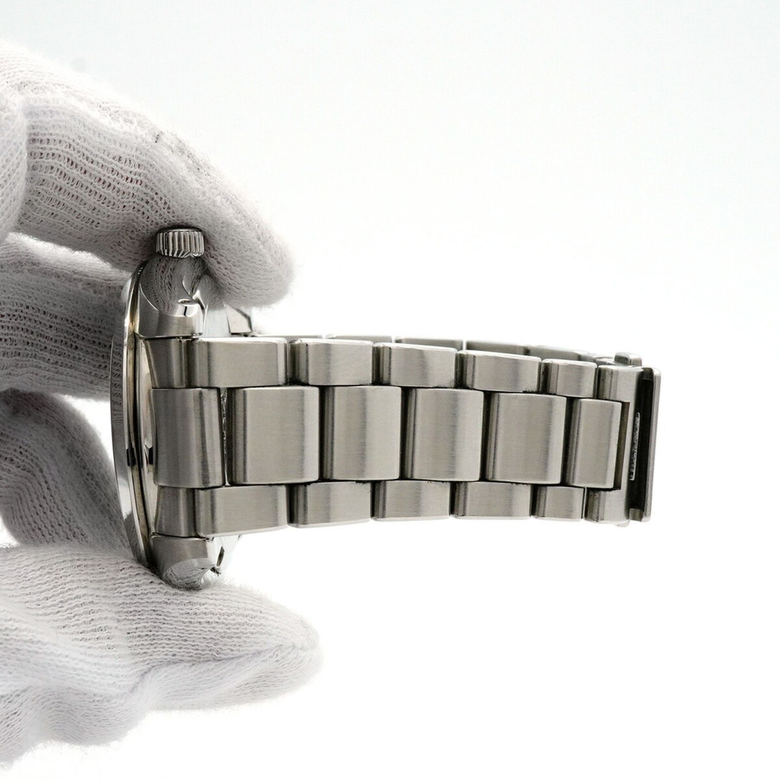 黒文字盤腕時計