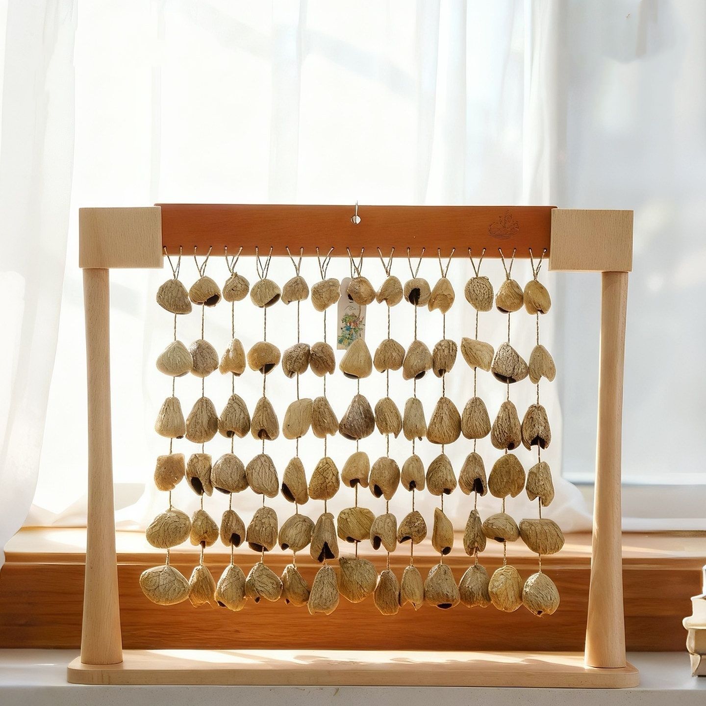  天然果殻 風鈴チャーム 束排鈴 そくはいれい やさしい音のレイヤー ― ハンドメイド ナチュラルサウンドベル 音響療法 ヨガ 瞑想 ヒーリング 果殻排鈴 癒しのインテリア ギフト ストラップ 手作り プレゼント アクセサリー SGYP213 金属オブジェ 置物 インテリア小物
