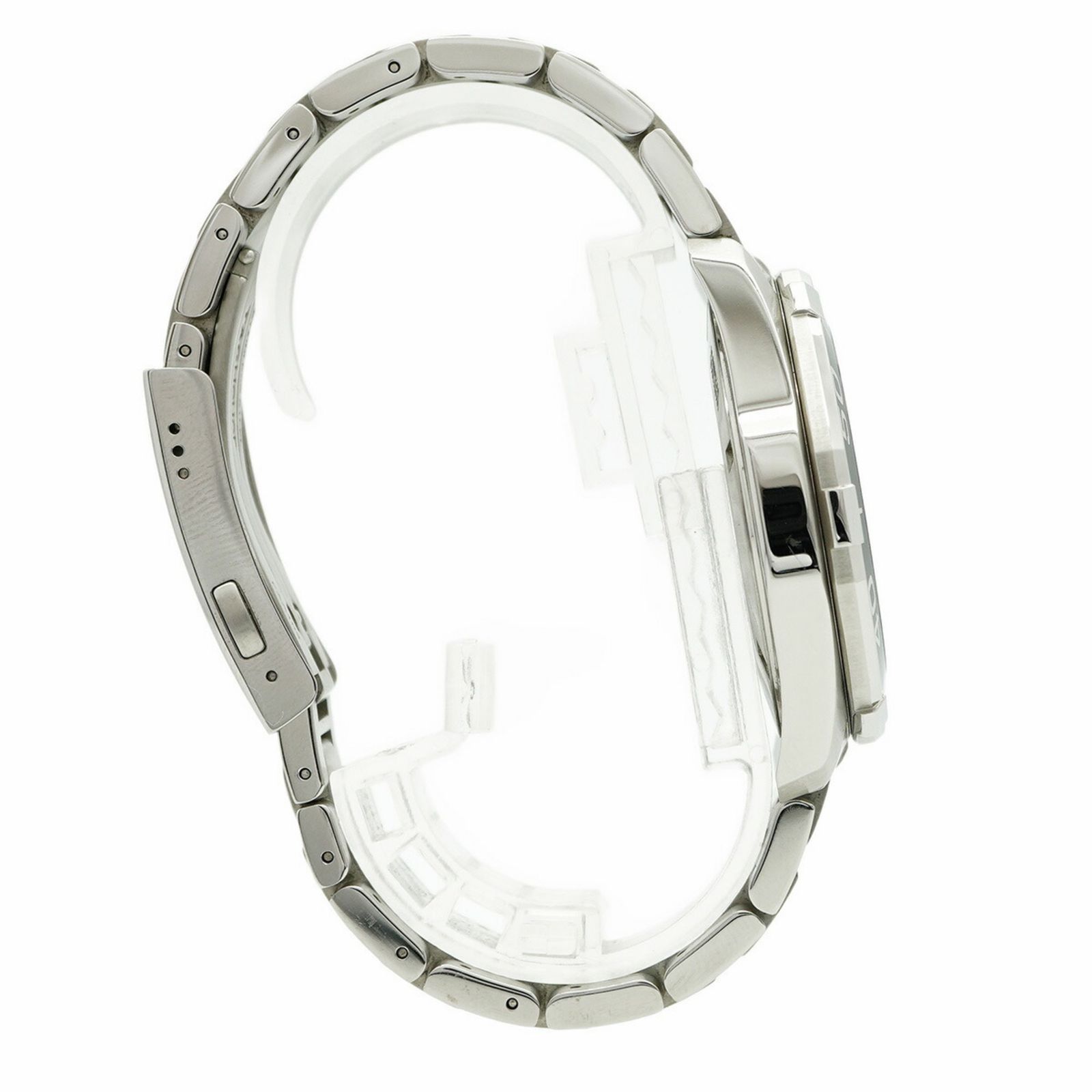 A 黒文字盤腕時計