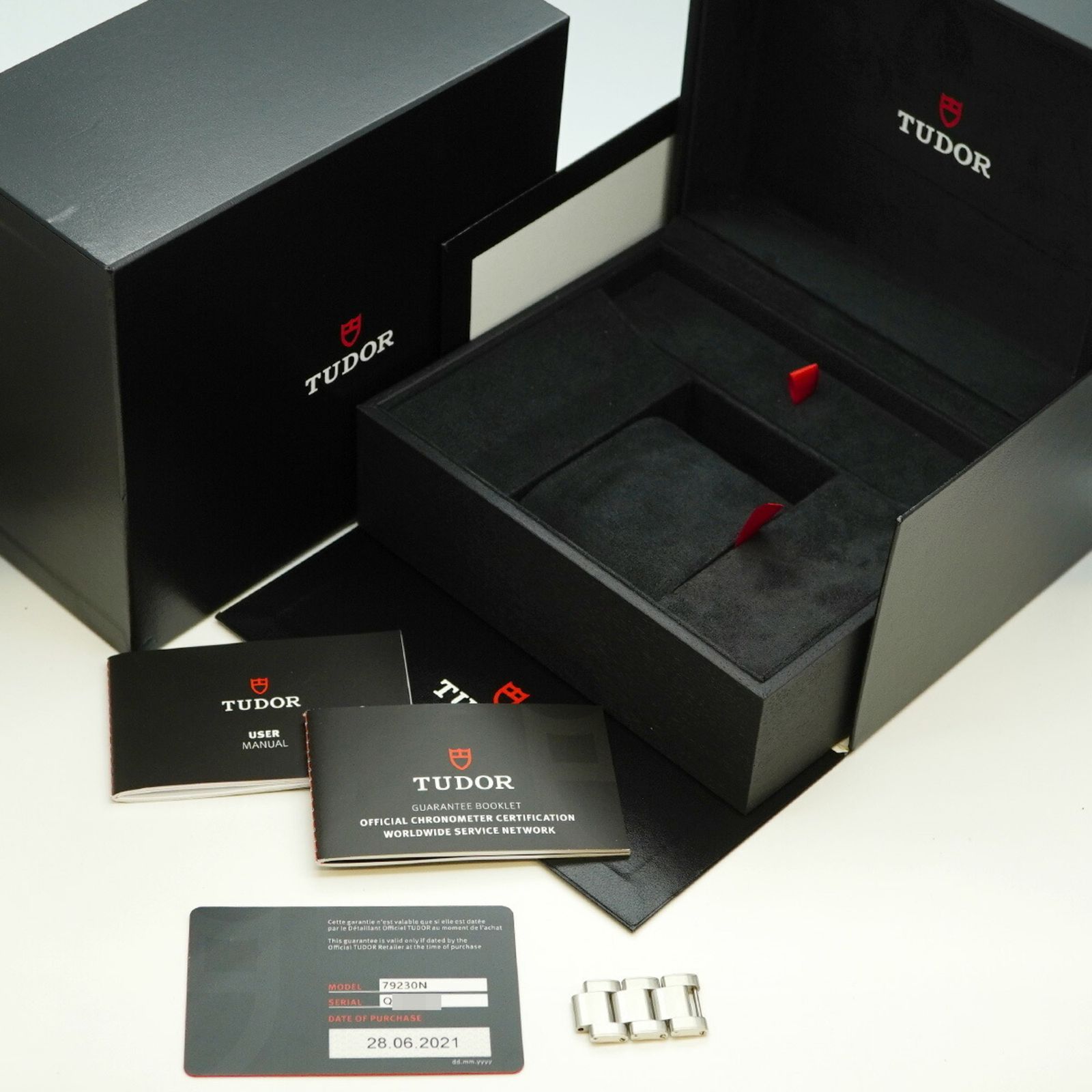 チュードル ブラックベイ 79230 N 黒文字盤腕時計 メンズ