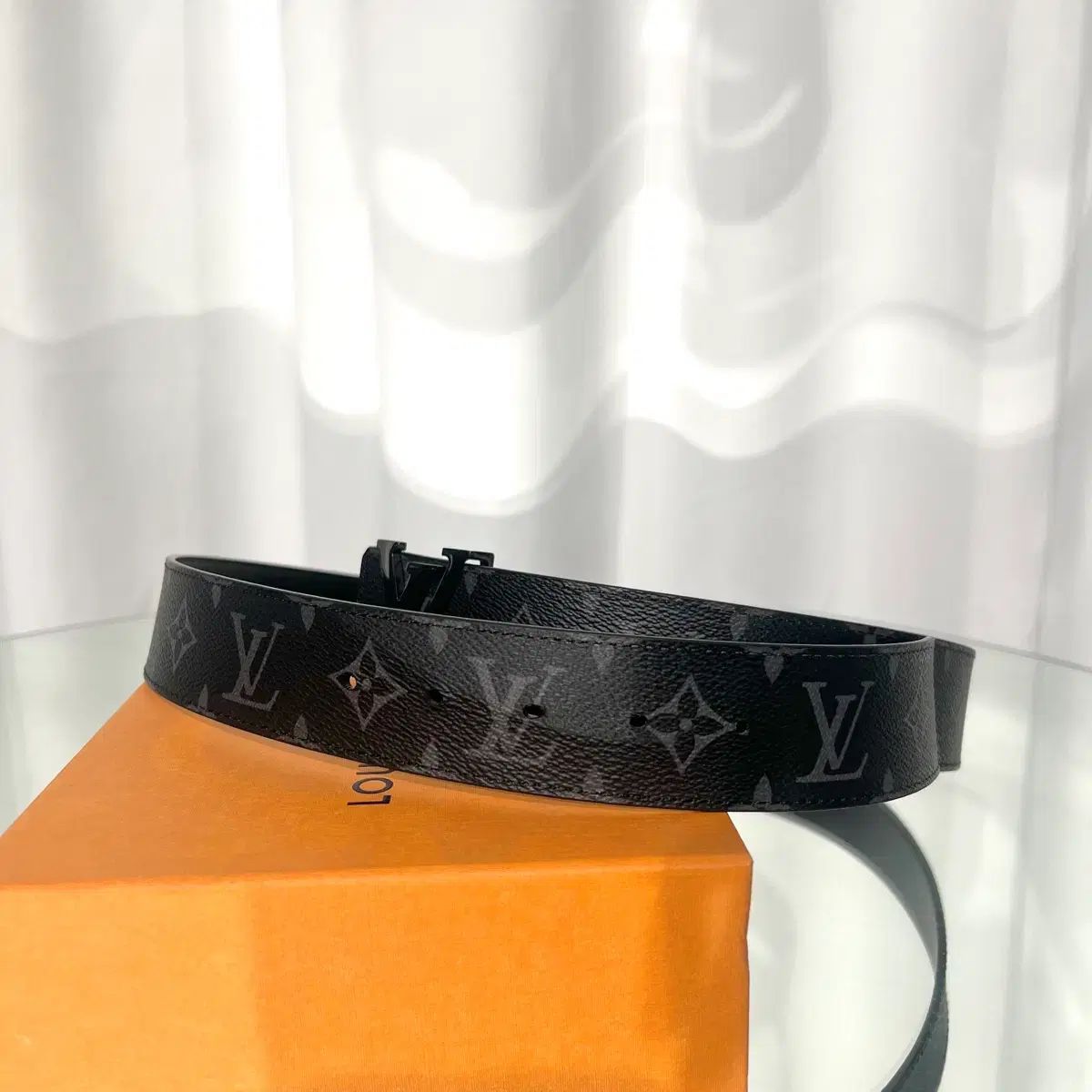 ルイ ヴィトン モノグラム エクリプス ベルト M9043 メンズ 90/36. ルイ ヴィトン モノグラム エクリプス ベルト M9043 メンズ 90/36 楽天