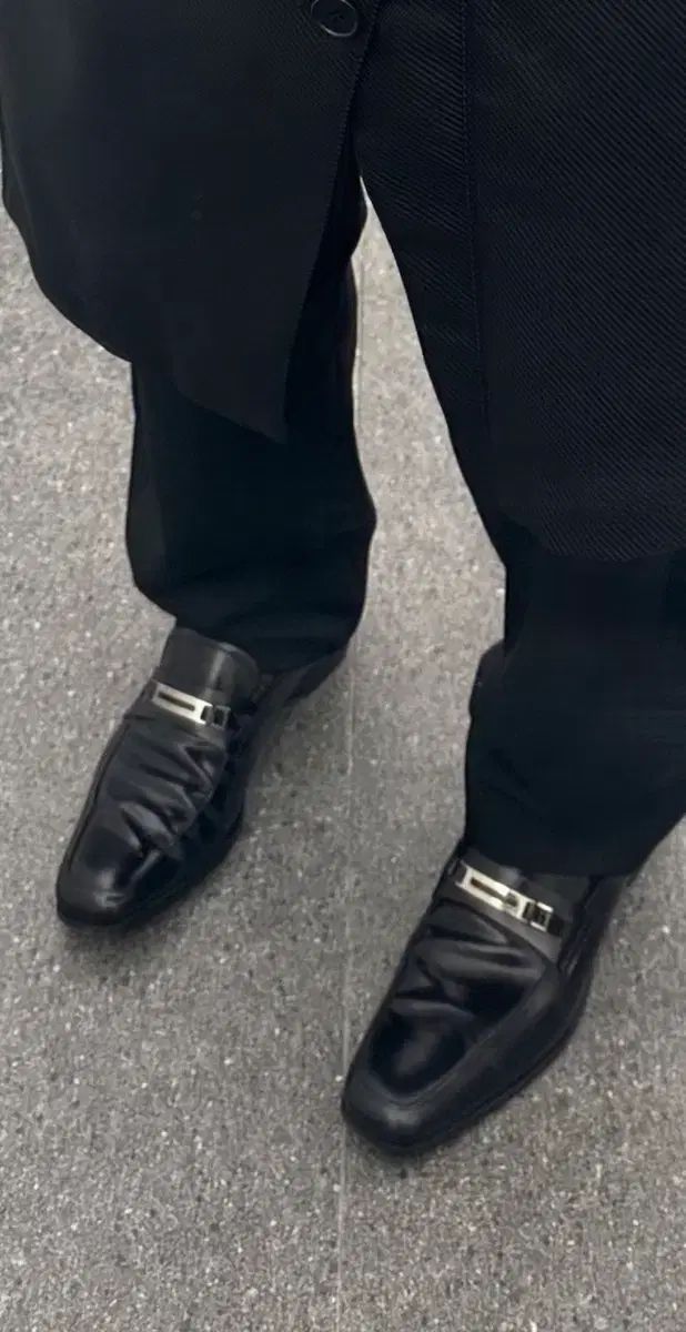 PRADA プラダ スク トゥ ローファー ストラップ 275