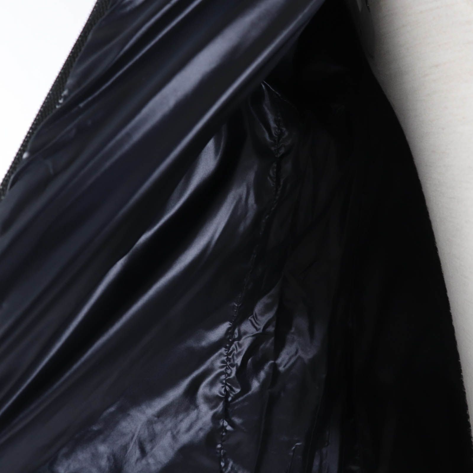 極美品☆Herno ヘルノ 2019年製 PI1017D スタンドカラー 切替デザイン