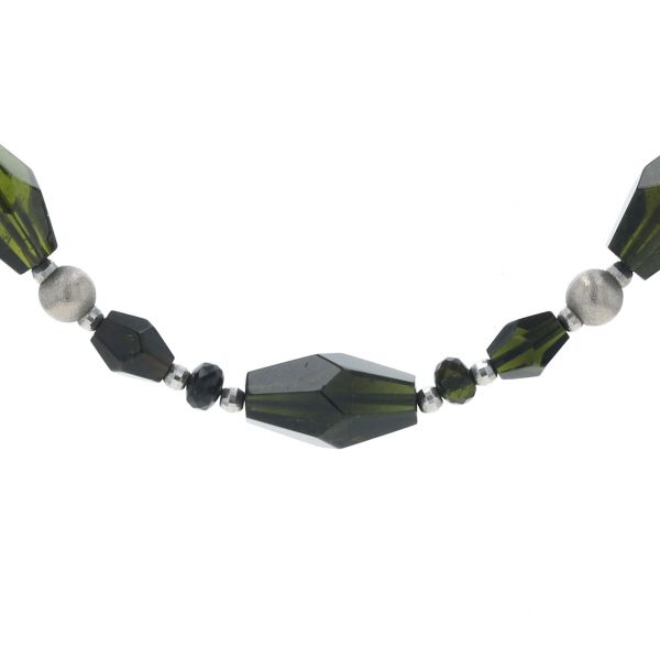 K 18 WG ホワイトゴールド ネックレス グリーントルマリン カットビーズ カットボール 艶消し 44 cm zz