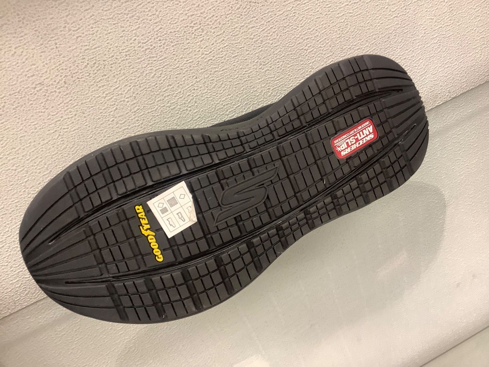 メンズスニーカースケッチャーズスリップインズ217000ブラック防滑ソール