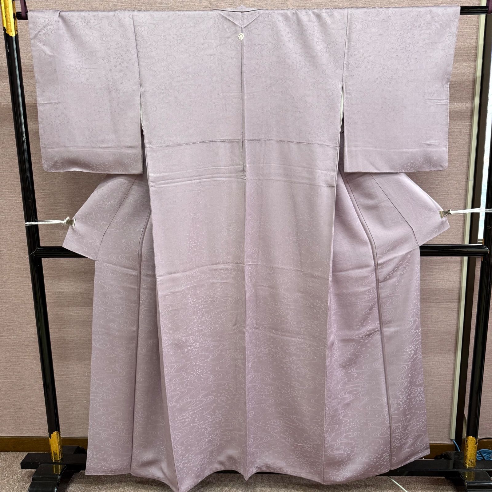 色無地 正絹 袷 着物 薄紫 一つ紋 リサイクル着物 i-872 - メルカリ