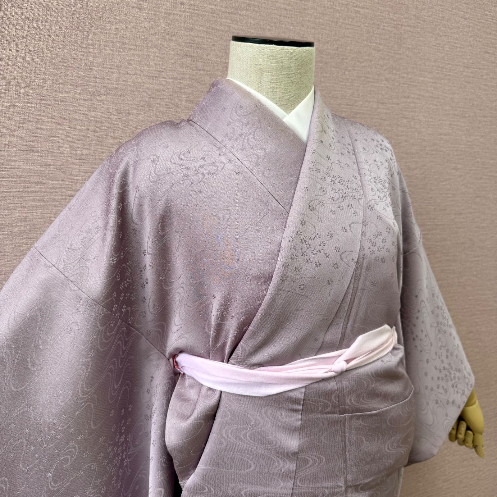 色無地 正絹 袷 着物 薄紫 一つ紋 リサイクル着物 i-872 - メルカリ