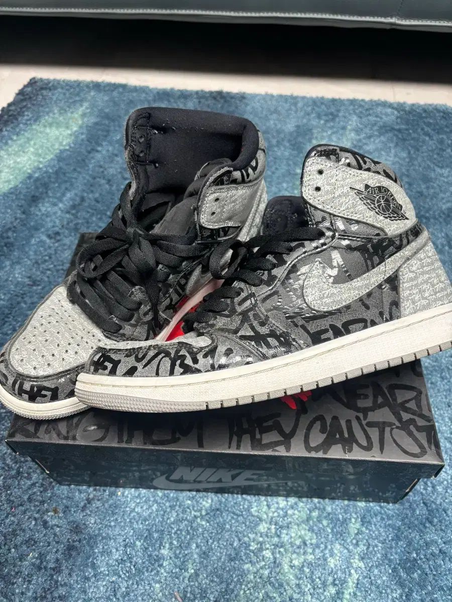 ナイキ ジョーダン1 ハイ OG リベルレネア