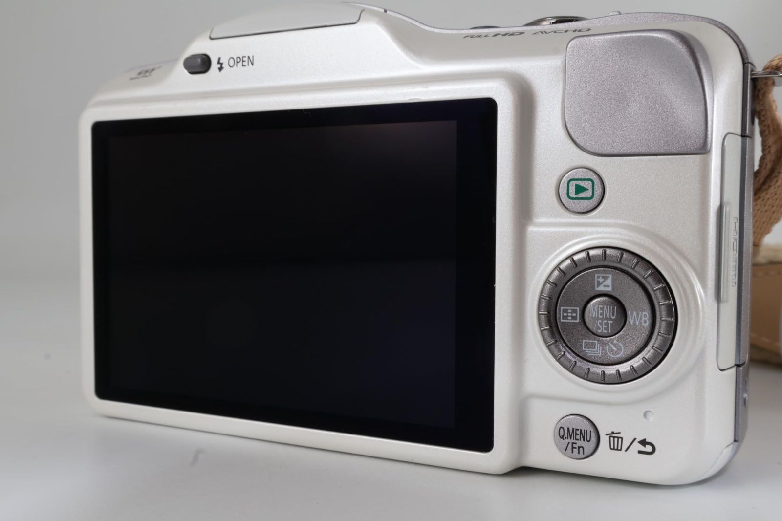 ミラーレス一眼カメラ|ボディ フルハイビジョンムービー一眼