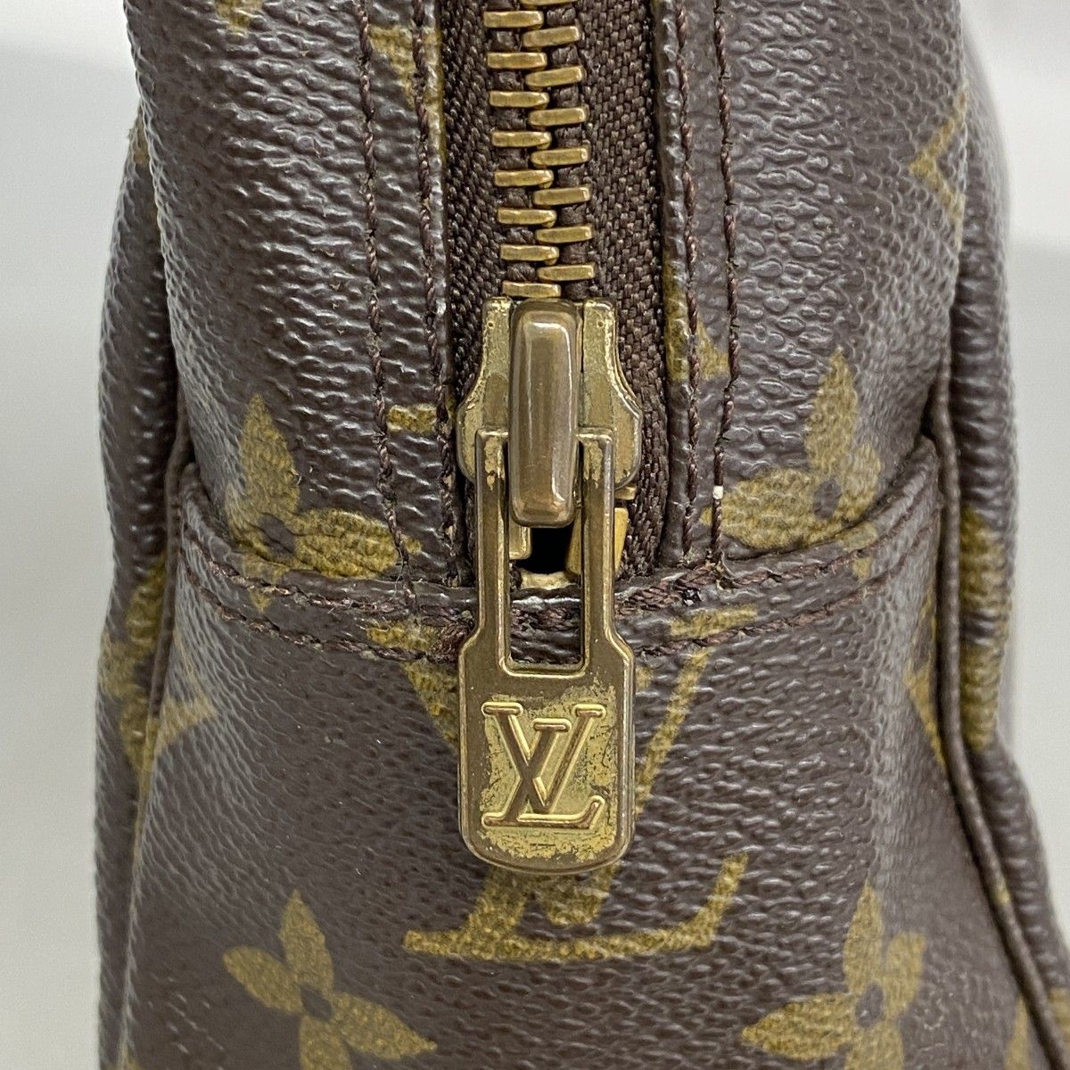 6ab0252】ルイヴィトン ポーチ モノグラム トゥルーストワレット28