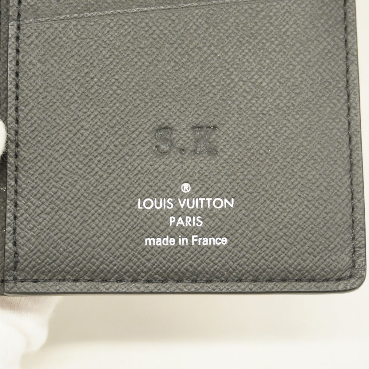 【新品近い】ルイヴィトン ダミエ グラフィット ポルトフォイユ ブラザ 長財布 LouisVuitton/ダミエグラフィット]ポルトフォイユブラザ/直営店 (Louis