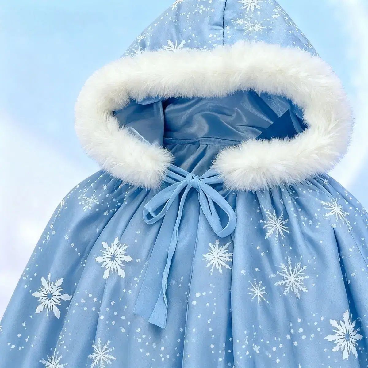 アナと雪の女王 エルサ ケープ、ティアラ、セット - メルカリ