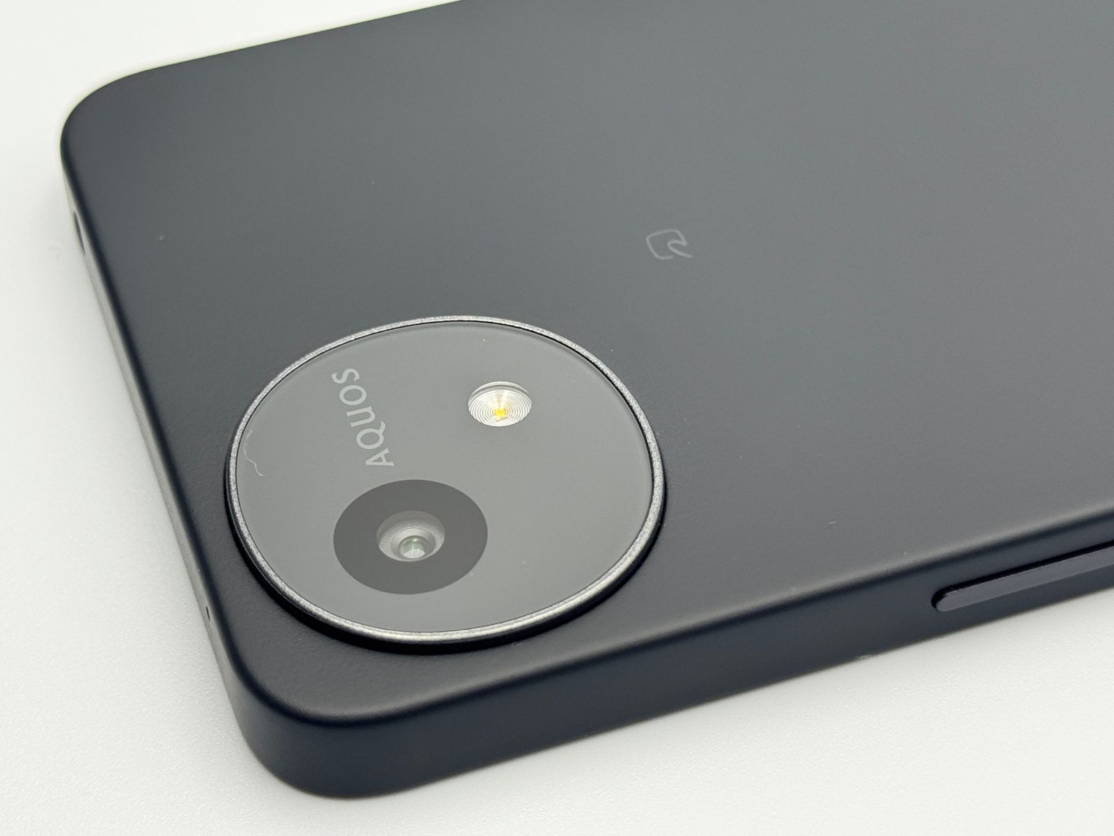 中古A】AQUOS wish5 A502SH 128GB スミ SIMフリー 白ロム - メルカリ